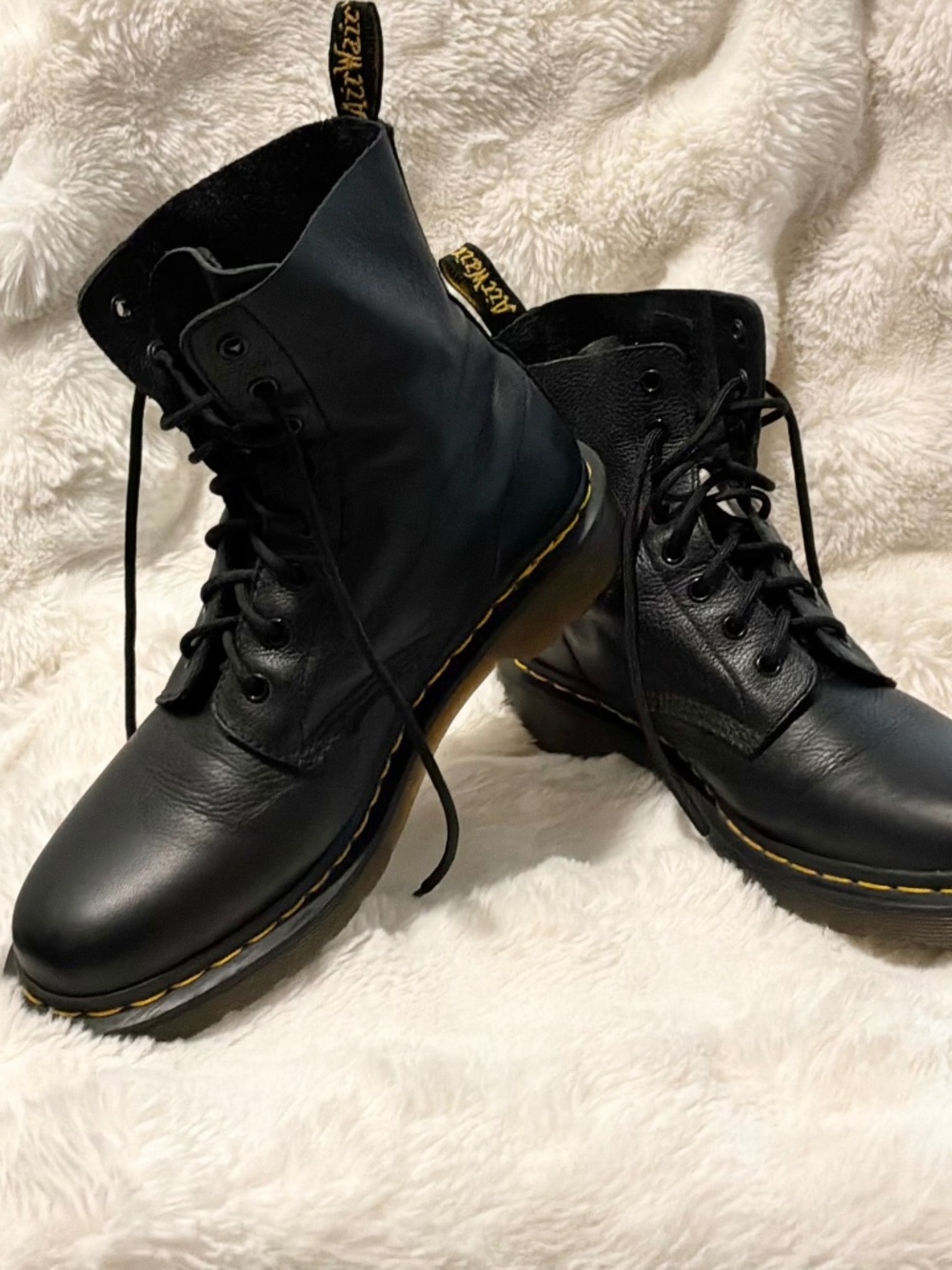 Dr. Martens 1460 Pascal Black Leather Lace Up Boots - Women’s Size 11